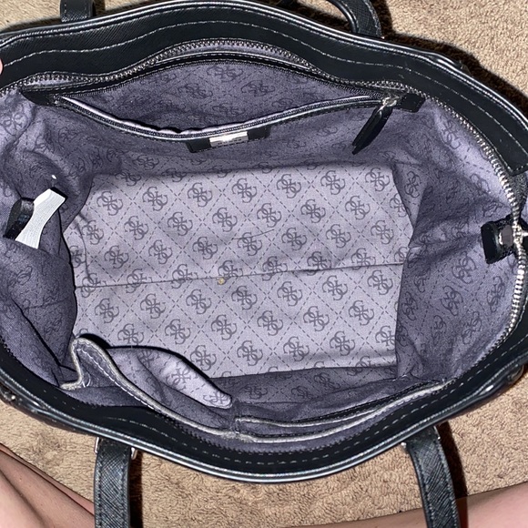 Guess Purse Brand New - Picture 2 of 4
